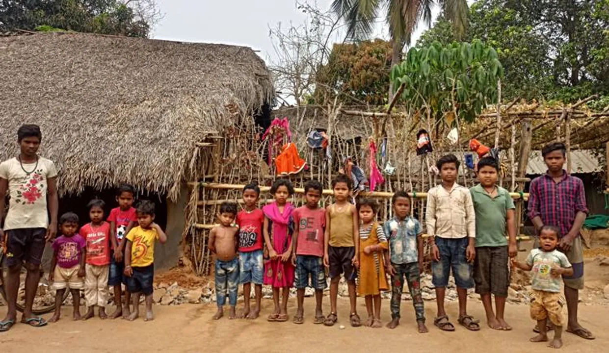  ଆଦିବାସୀ ଅଧ୍ୟୁଷିତ ମାଧପଲ୍ଲୀରେ ଶିକ୍ଷା ବ୍ୟବସ୍ଥାର ବିକଳ ଚିତ୍ର