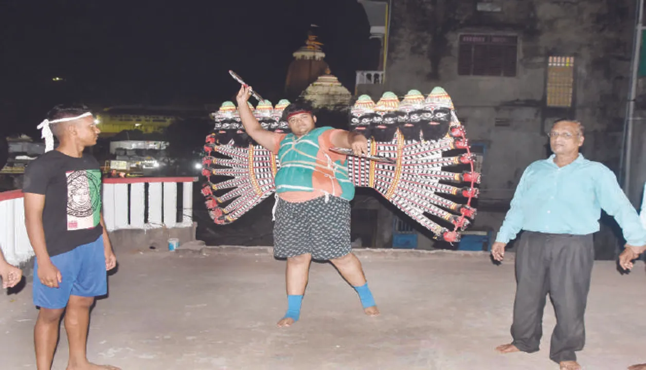  ୩୦ରୁ ସାହିଯାତ ପର୍ବ: ବାଦ୍ୟରେ କମ୍ପିଲାଣି ଆଖଡ଼ାଘର