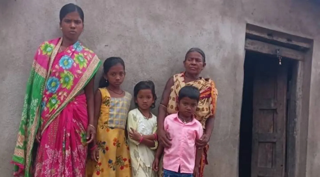  ସ୍ୱାମୀଙ୍କ ମୃତ୍ୟୁ ପରେ ସ୍ତ୍ରୀ ବନିଲେ ଦାଦନ ଶ୍ରମିକ: ତିନି ସନ୍ତାନ ସହ ଶାଶୂଙ୍କ ବୋଝ ସମ୍ଭାଳୁଛନ୍ତି ତିଳୋତ୍ତମା