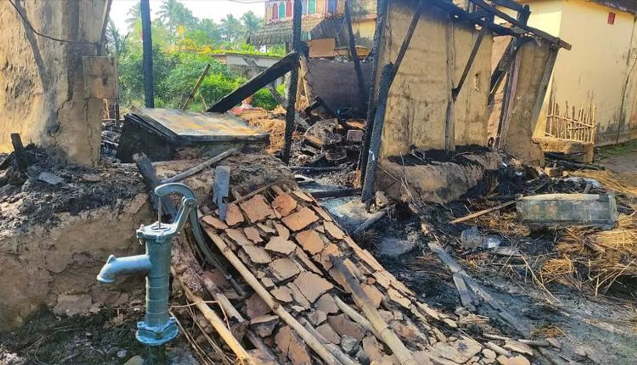  ଗୁହାଳିରେ ଅଗ୍ନିକାଣ୍ଡ, ୩ ବଖରା ଜଳିଗଲା