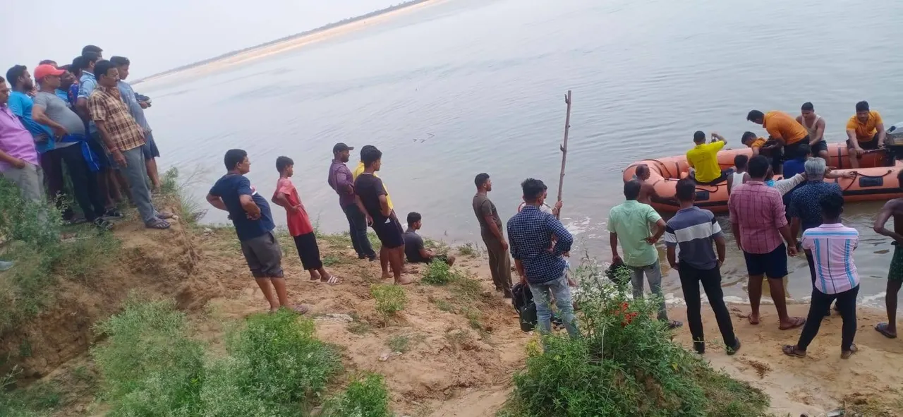  ଗାଧୋଇବା ବେଳେ ମହାନଦୀରେ ବୁଡ଼ିଗଲେ କଲେଜ ଛାତ୍ର