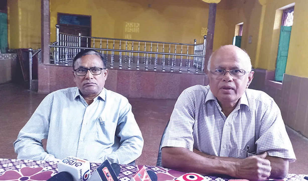  ଖଡ଼ିଆଳରୁ ନିର୍ବାଚନ ଲଢ଼ିବେ ଶ୍ରୀକାନ୍ତ ଚାଟାର୍ଜୀ