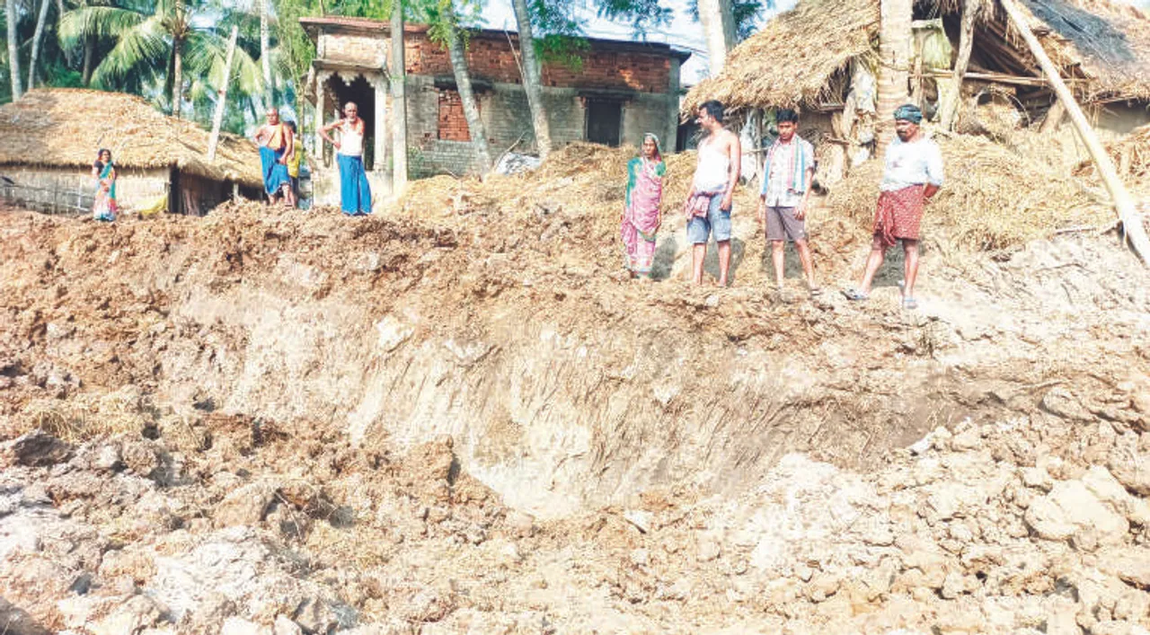  ସାଳନ୍ଦୀକୁ ଧସିଗଲା ଶହେ ଫୁଟ୍‌ର ନଦୀବନ୍ଧ