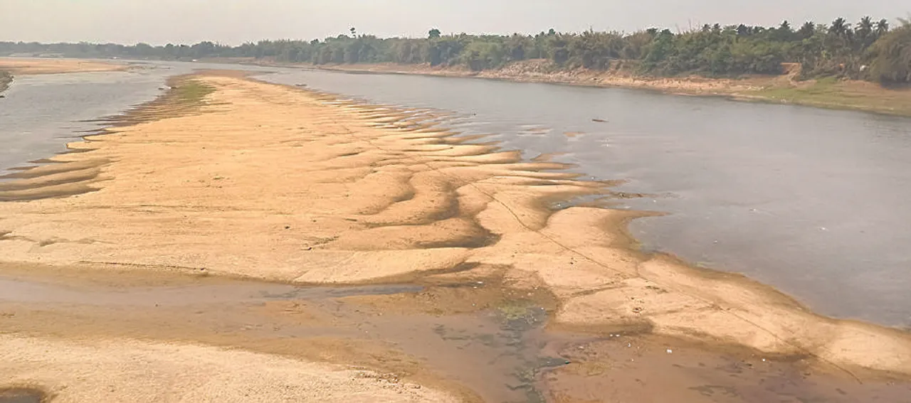  ମାର୍ଚ୍ଚ ଅଧାରୁ ଶୁଖିଗଲାଣି ଚିରସ୍ରୋତା ସୁବର୍ଣ୍ଣରେଖା, ବାଲେଶ୍ବରର ୪ ବ୍ଳକ୍‌ରେ ଘନଉଛି ଜଳ ସମସ୍ୟା