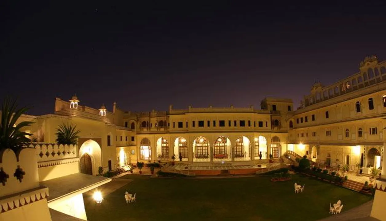  Small Luxury Hotels 