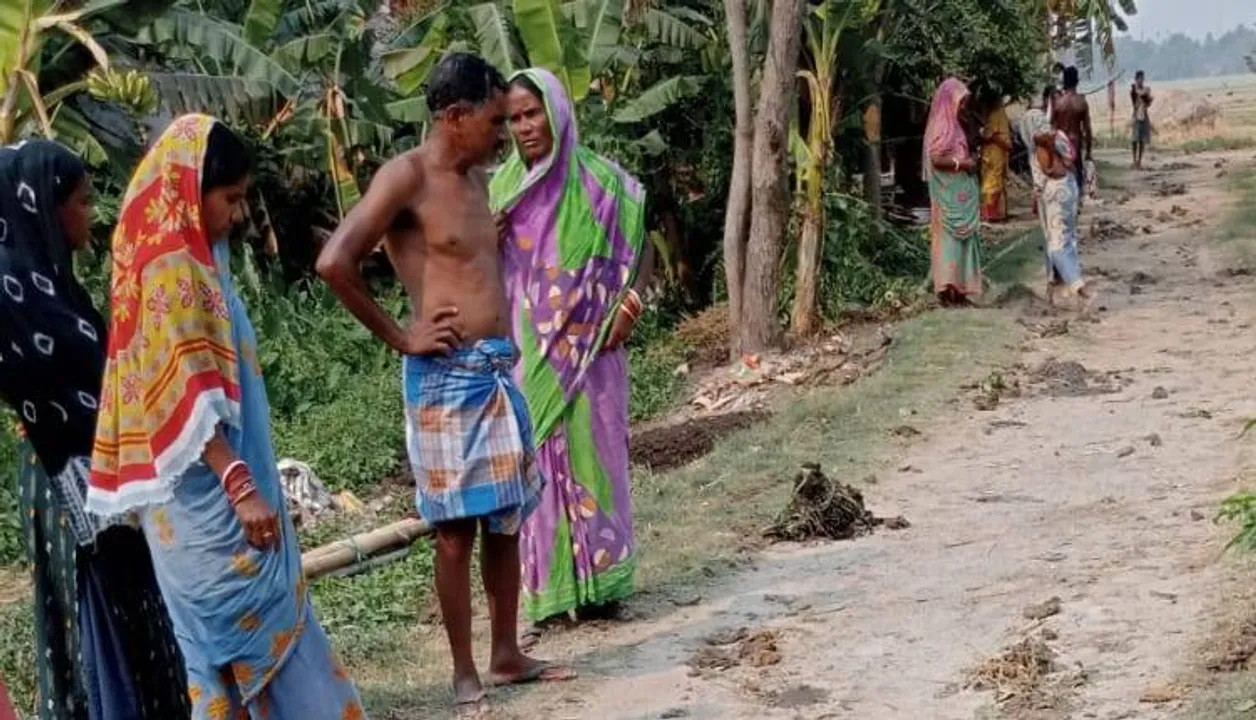  ଗଡ଼ିଆରୁ ପଙ୍କ ଉଦ୍ଧାର କାମ ବନ୍ଦ କଲେ ଲୋକେ