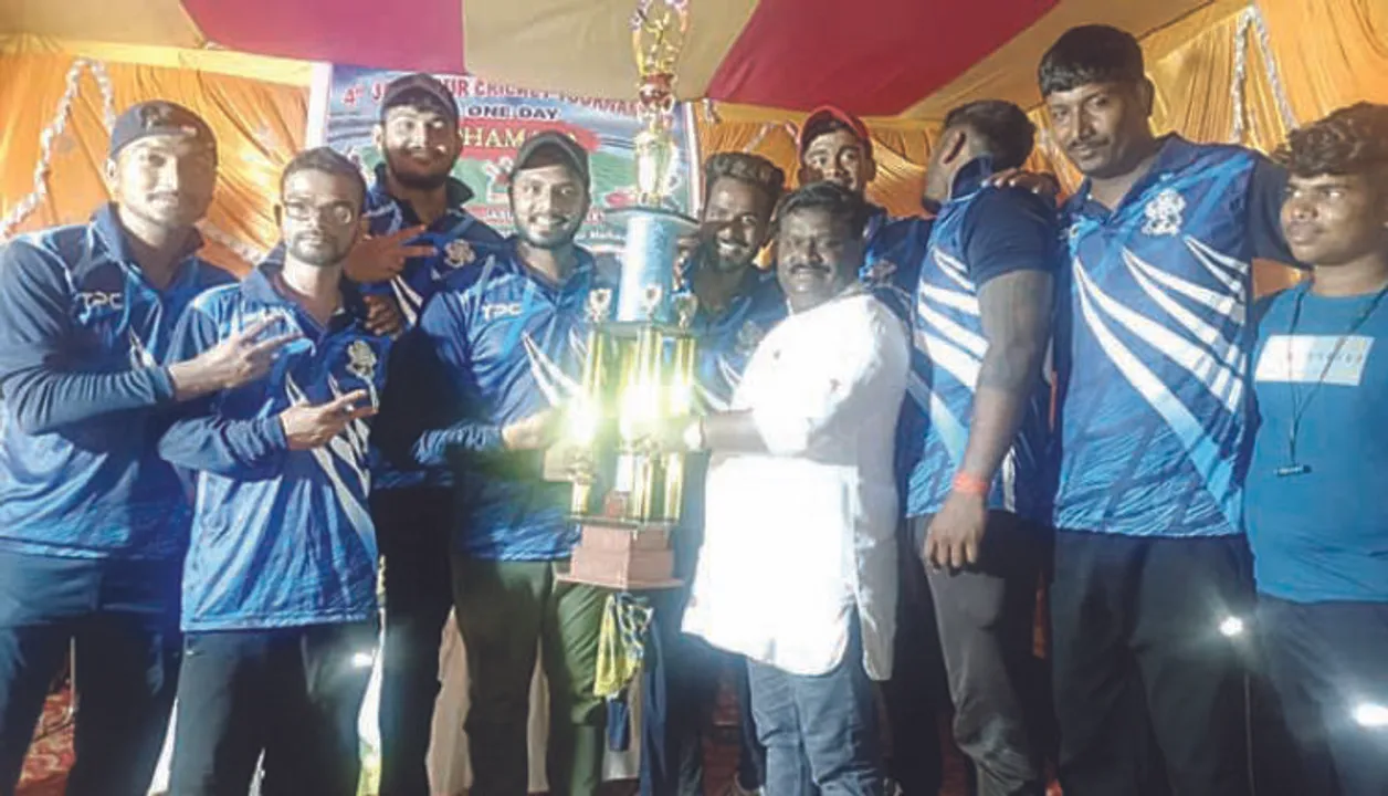  ଚତୁର୍ଥ ଯଶୁଆପୁର କ୍ରିକେଟ ଟୁର୍ଣ୍ଣାମେଣ୍ଟ ଉଦ୍‌ଯାପିତ, ଶୈଳଶ୍ରୀବିହାର ଦଳ ଚାମ୍ପିୟନ