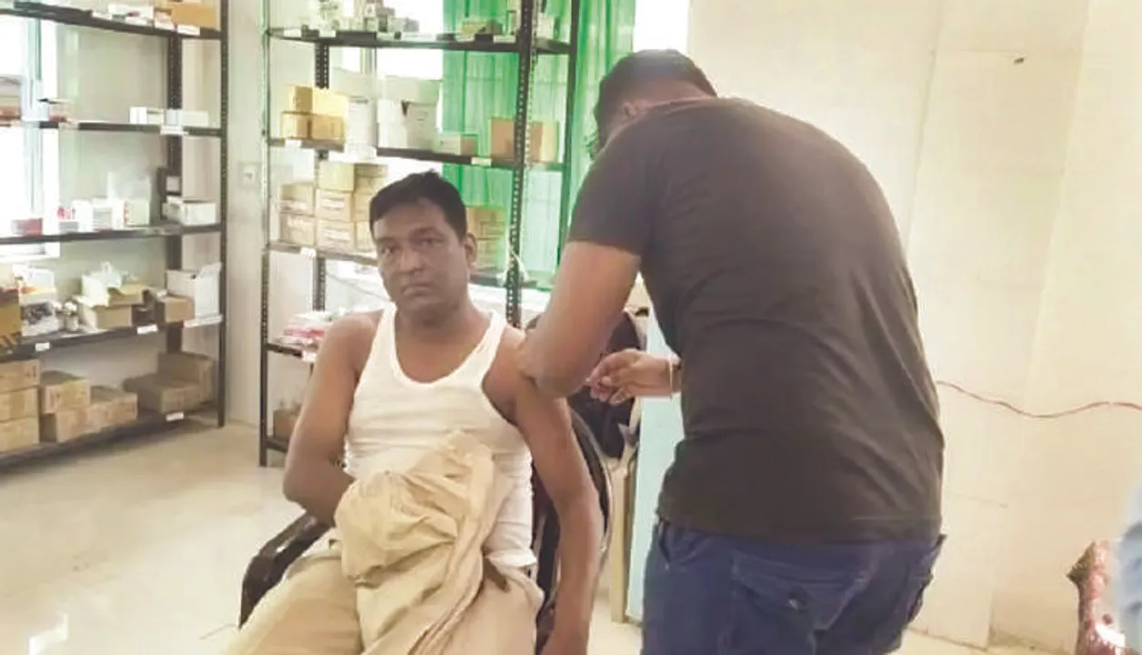  ୫ ପୁଲିସ କର୍ମଚାରୀଙ୍କୁ ହାଣିଲା ଅଭିଯୁକ୍ତ