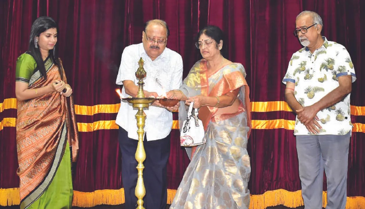 ନାଟକ ‘ଆହେ ନୀଳଶଇଳ’ର ୨୦ତମ ସୋ’- ଆଖିରେ ଲୁହ ରହିଲାନି: ପ୍ରଶାନ୍ତ