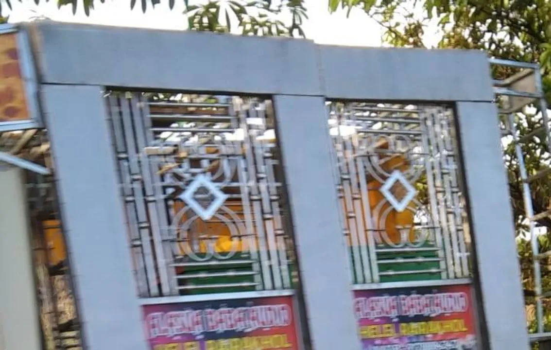  ଗଛରେ ପିଟିହେଲା ଟାଟା ମ୍ୟାଜିକ: ୭ ଆହତ, ଡାକ୍ତରଖାନାରେ ଭର୍ତ୍ତି