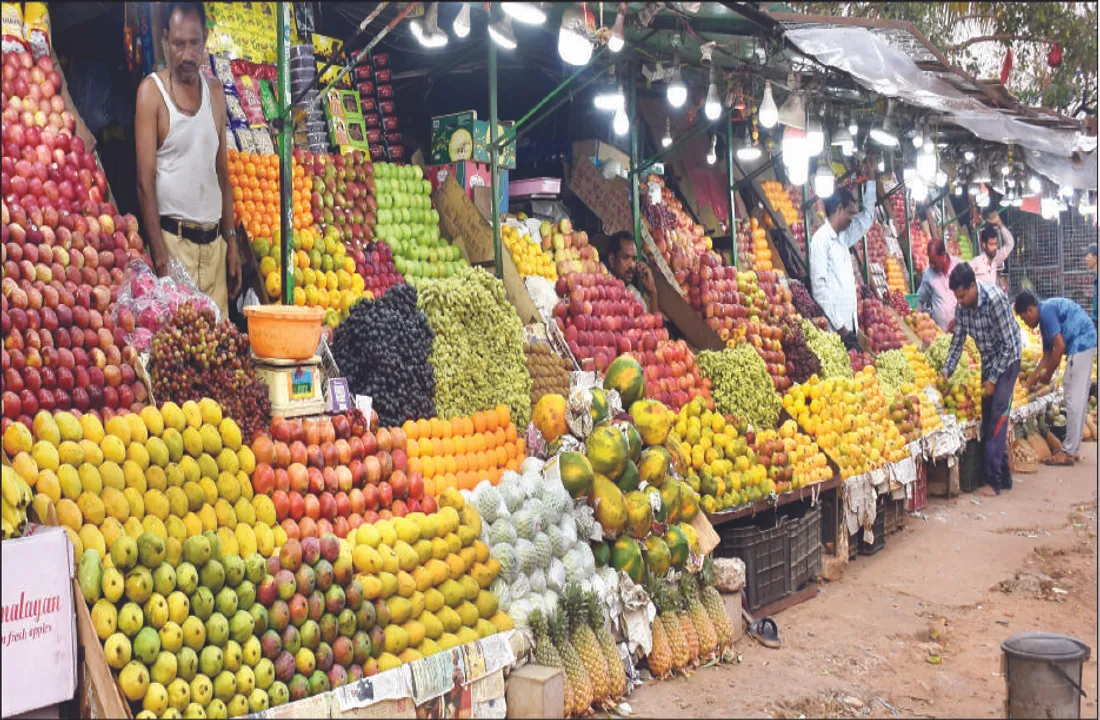  ବଜାରକୁ ଆସିଲାଣି ସୁନ୍ଦରୀ, ଗୁଲାପଖସ: ଦାମ୍‌ ଦେଖି ପାଖ ମାଡ଼ୁନାହାନ୍ତି ଗ୍ରାହକ