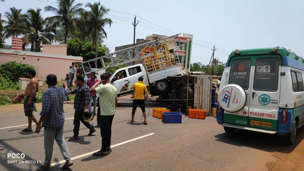  ଗଡ଼ଖୋର୍ଦ୍ଧା ଛକରେ ସଡ଼କ ଦୁର୍ଘଟଣା; ଜଣେ ମୃତ, ଦୁଇ ଗୁରୁତର