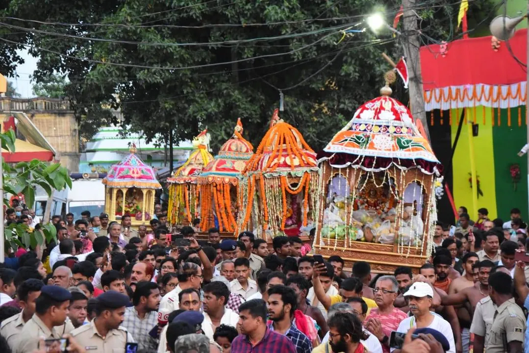  ଶ୍ରୀକ୍ଷେତ୍ରର ନରେନ୍ଦ୍ର ‌ପୋଖରୀରେ ମହାପ୍ରଭୁଙ୍କ ଚନ୍ଦନ ଯାତ୍ରା।