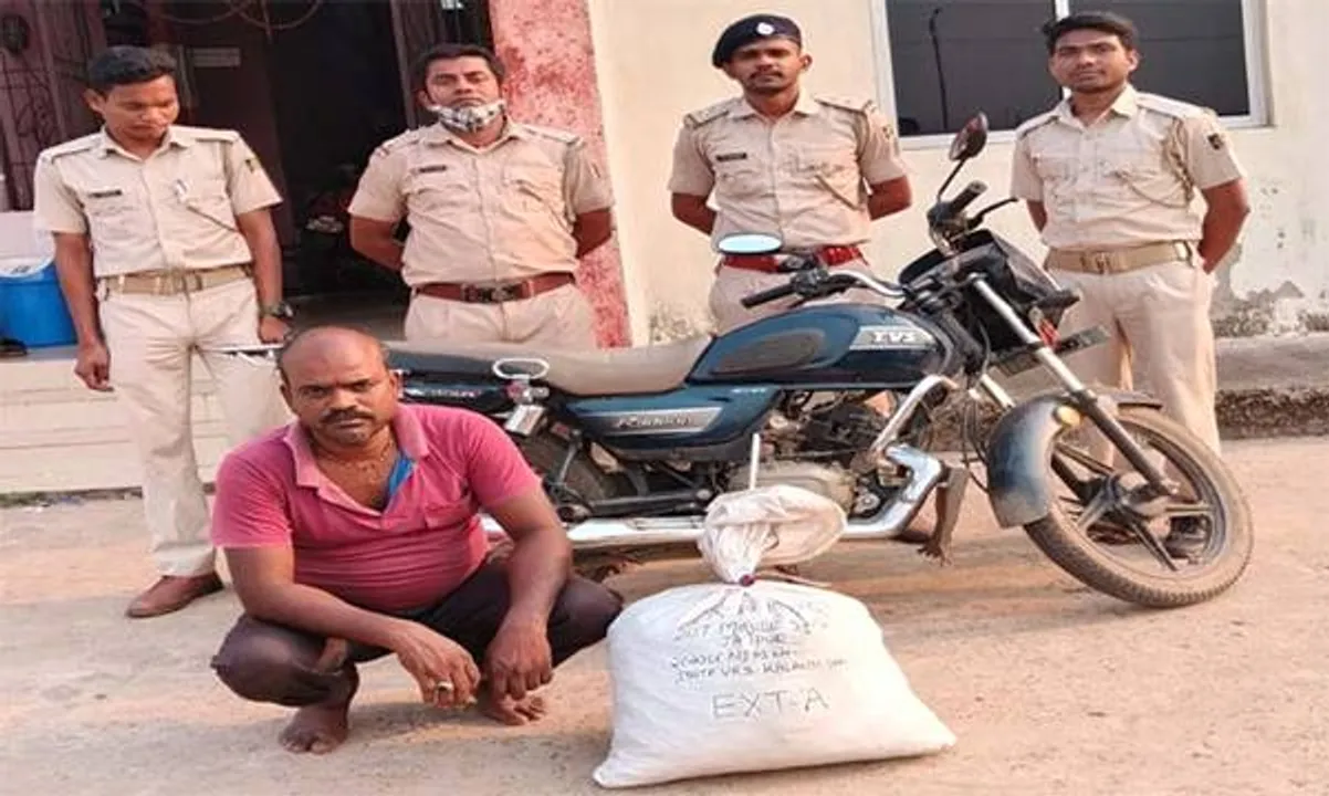  ୮ କେଜି ଗଞ୍ଜେଇ ଜବତ, ଜଣେ ଗିରଫ