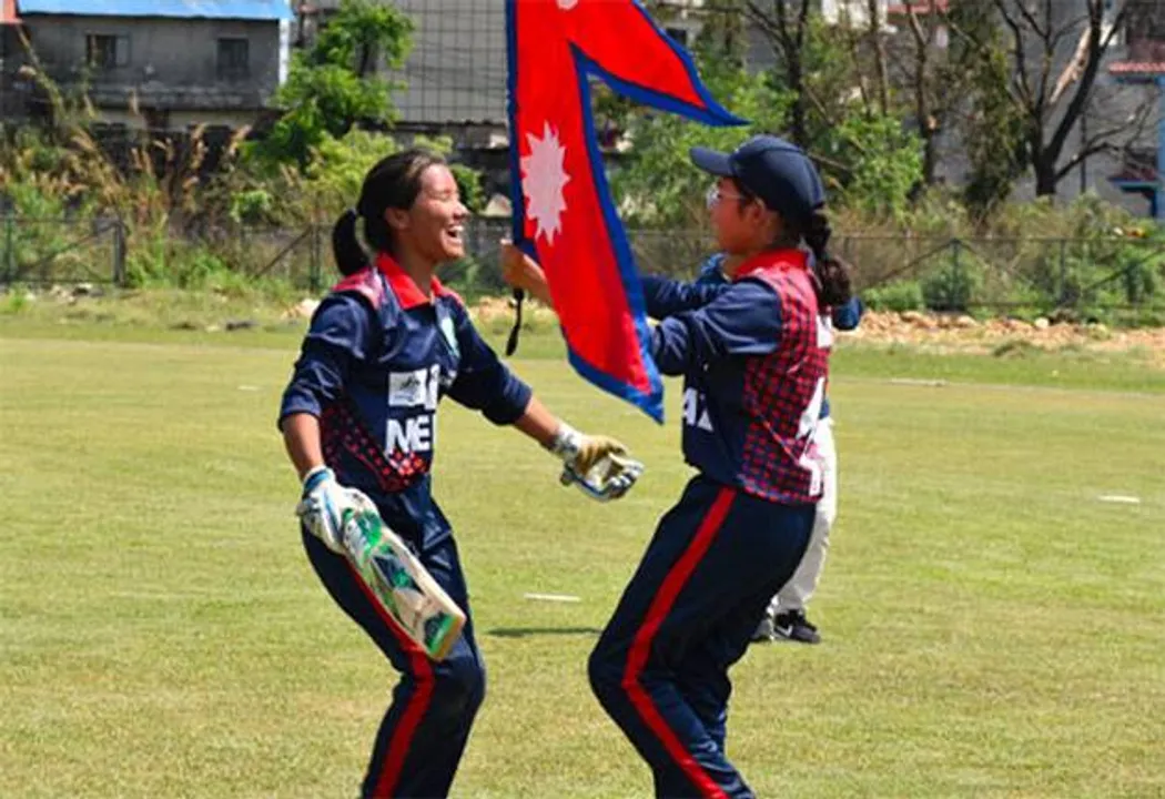  Female Cricket 