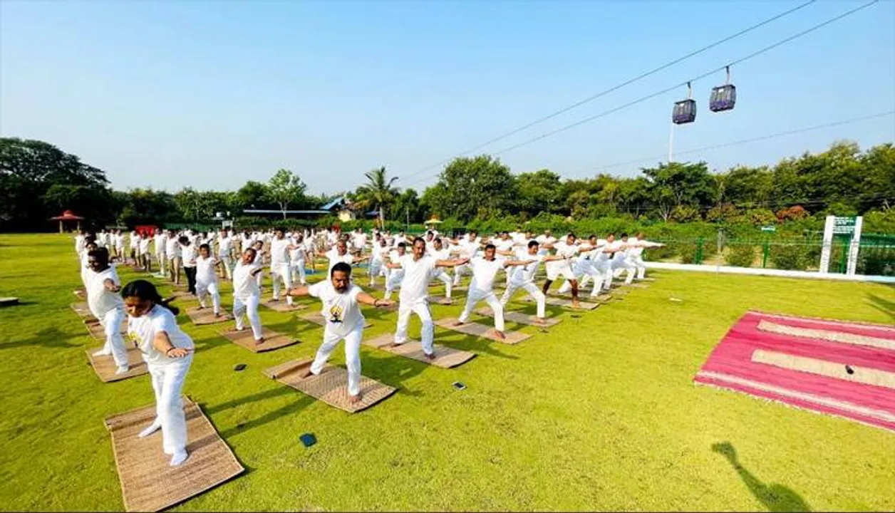  ସିଆର୍‌ପିଏଫ୍ ପାଳିଲା ଯୋଗ ଦିବସ