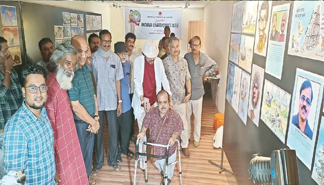 ବୁଦ୍ଧ ଆର୍ଟ ଗ୍ୟାଲେରିରେ ବିଶ୍ବ କାର୍ଟୁନିଷ୍ଟ ଦିବସ