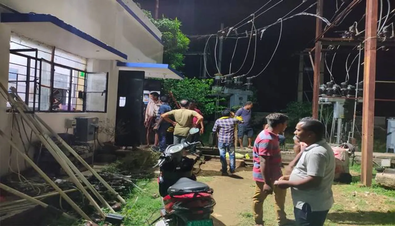  ଷ୍ଟ୍ରକଚର ଘେରିଲେ ଉପଭୋକ୍ତା