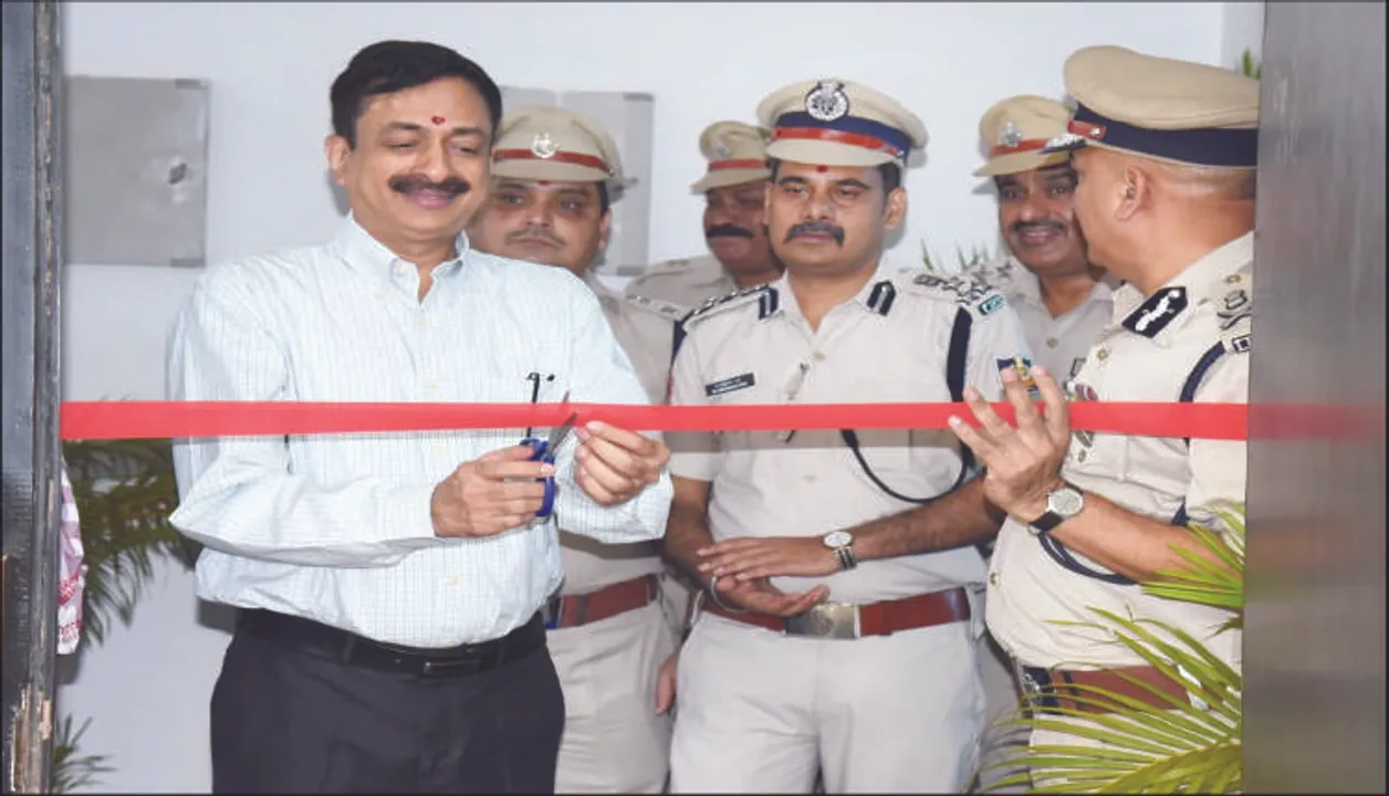  ସ୍ବତନ୍ତ୍ର ଅପରାଧ ଶାଖା ଥାନା ଉଦ୍‌ଘାଟିତ, ଏଣିକି କମିସନରେଟ୍‌ ମୁଖ୍ୟାଳୟରୁ ଅପରାଧୀଙ୍କ ଉପରେ ନଜର