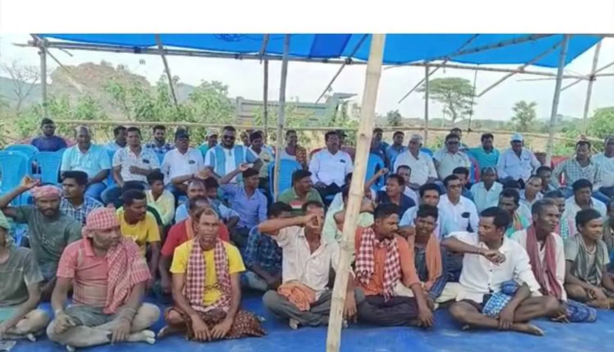  ରାହାଡ଼ପୁର ପାହାଡ଼କୁ ନେଇ ସପକ୍ଷ ଓ ବିପକ୍ଷ ଗୋଷ୍ଠୀ ମଧ୍ୟରେ ଲଢ଼େଇ ଜାରି