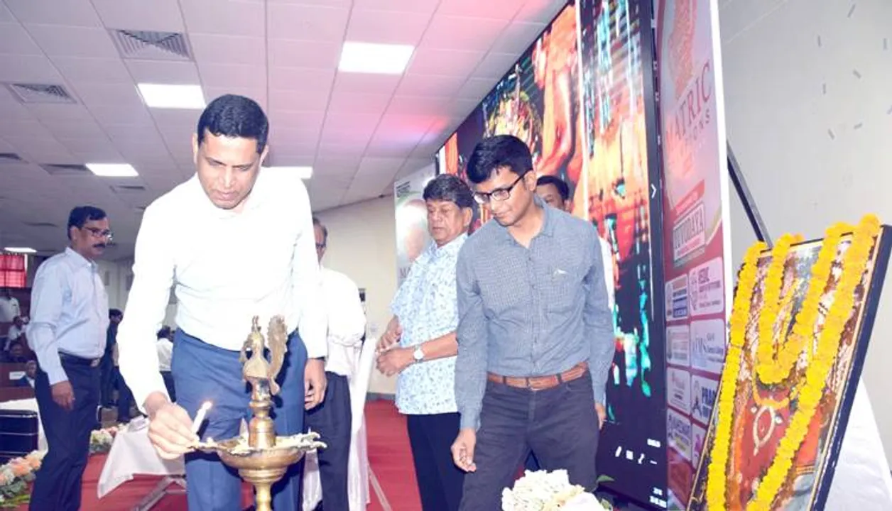  ‘ସମ୍ବାଦ’ ମାଟ୍ରିକ ଚାମ୍ପ୍‌ସ ୨୦୨୩: ‘ଶ୍ରେଣୀ ଶିକ୍ଷାରେ ପୁଅମାନେ ପଛାଇବାର କାରଣ ଖୋଜାଯାଉ’