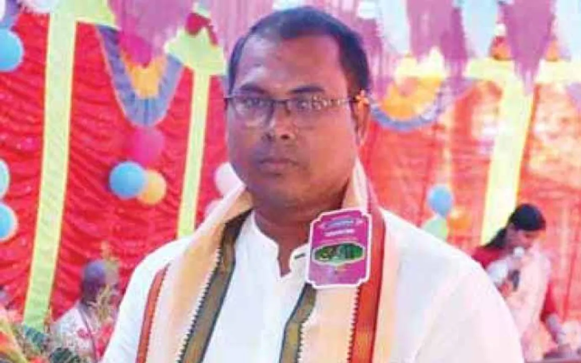  ଭୂଇଁକରୋଡ଼ା ମାଛି ଆକ୍ରମଣରେ ସରପଞ୍ଚଙ୍କ ମୃତ୍ୟୁ