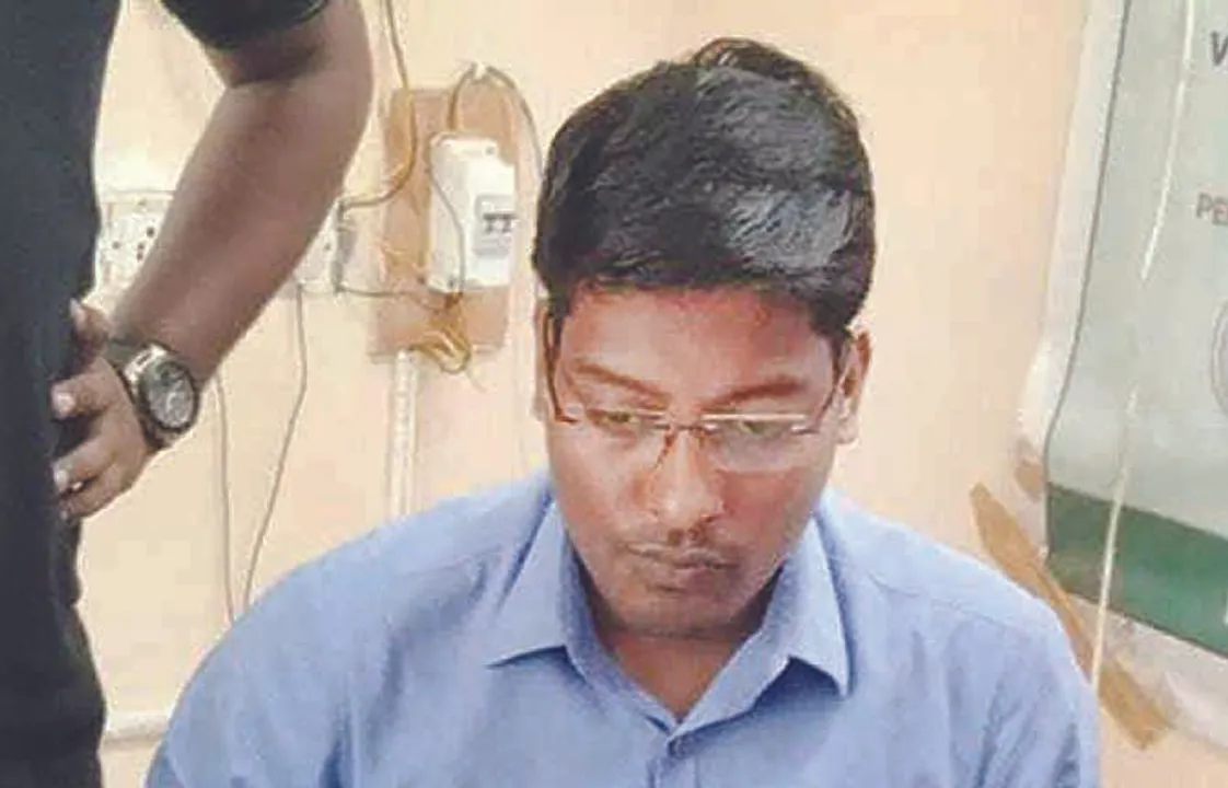  ବାର୍ଦ୍ଧକ୍ୟ ଭତ୍ତା ପାଇଁ ଲାଞ୍ଚ: ସାମାଜିକ ସୁରକ୍ଷା ଅଧିକାରୀ ଗିରଫ