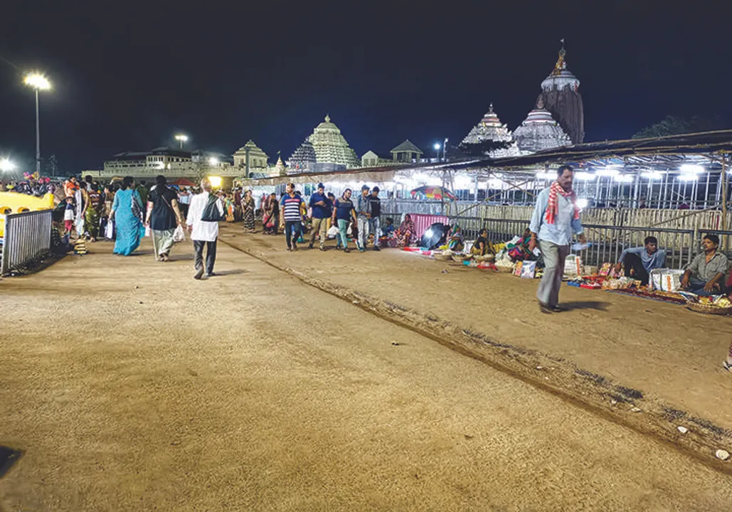  ଶ୍ରୀଅଙ୍ଗକୁ ବିପଦ ସିଂହଦ୍ବାର ପିଚୁରାସ୍ତା