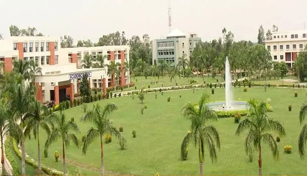  Collegedunia 