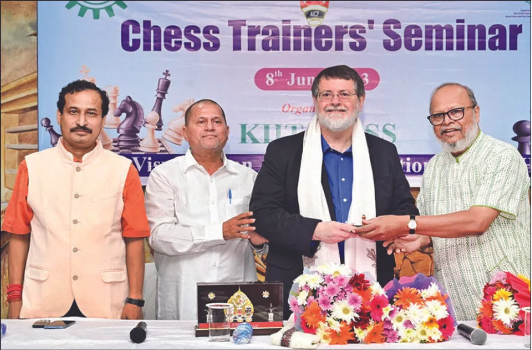  ଚେସ୍‌ ପ୍ରଶିକ୍ଷକ ସମ୍ମିଳନୀରେ ଯୋଗ ଦେଲେ ୧୦୦ ଜଣ