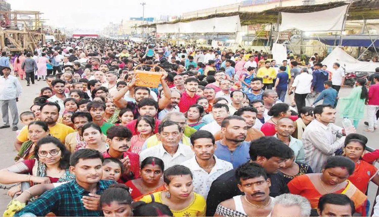  ସ୍ନାନଯାତ୍ରା: ଭିଡ଼ ଅସମ୍ଭାଳ