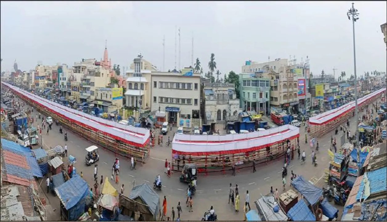  ଶ୍ରଦ୍ଧାଳୁଙ୍କ ପାଇଁ ପୁରୀ ବଡ଼ଦାଣ୍ଡରେ ସେଡ ବ୍ୟବସ୍ଥା।