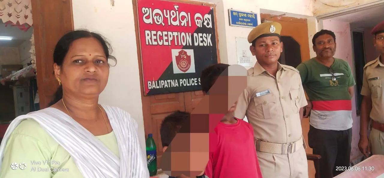  ଶିକ୍ଷାନୁଷ୍ଠାନରେ ଶିଶୁଙ୍କୁ ଯୌନ ନିର୍ଯାତନା ପରେ ମାଦ୍ରାସାରୁ ଲୁଚି ଖସି ଆସିଲେ ୨ ନାବାଳକ
