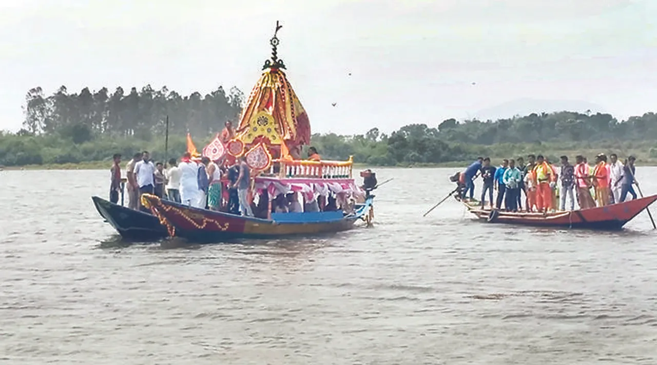  କାଙ୍କଣଶିଖରୀରେ ବାହୁଡ଼ାଯାତ୍ରା: ଚିଲିକା ଜଳ ବଡ଼ଦାଣ୍ଡ, ଡଙ୍ଗା ନନ୍ଦିଘୋଷ