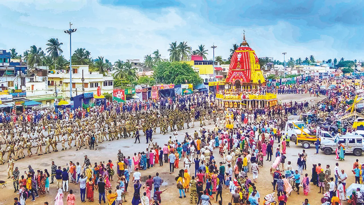  ଦକ୍ଷିଣମୋଡ଼ ନେଲା ନନ୍ଦିଘୋଷ, ନାକଚଣା ଦ୍ବାରରେ ତିନି ରଥ