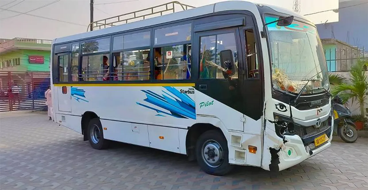  ଟୁରିଷ୍ଟ୍‌ ବସ୍‌ ଧକ୍କାରେ ୩ ମୃତ, ଦୁର୍ଘଟଣା ଘଟାଇଥିବା ବସ୍‌ ଜବତ