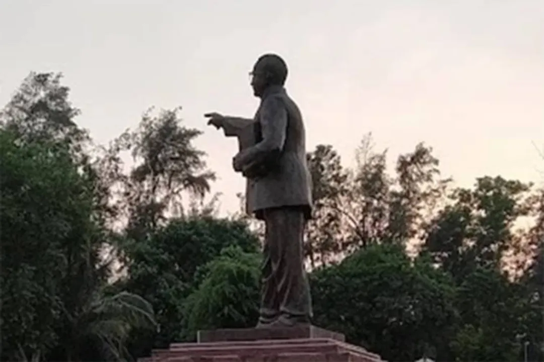  ଅନୁଗୁଳରେ ଆମ୍ବେଦକରଙ୍କ ପ୍ରତିମୂର୍ତ୍ତି ଭାଙ୍ଗିବାକୁ ନୋଟିସ୍‌, ରାଜଧାନୀରେ ବିରୋଧ
