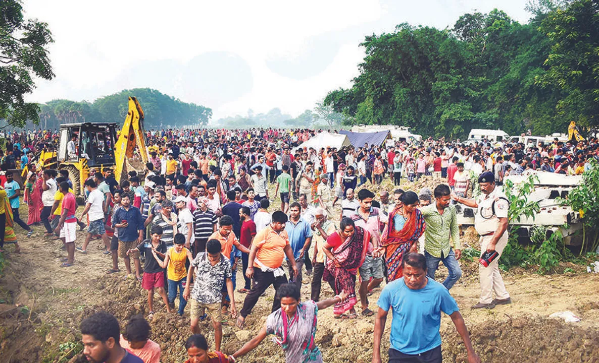  ଟ୍ରେନ୍‌ ଦୁର୍ଘଟଣା: ଦେବଦୂତ ସାଜିଲେ ଗାଁ ଲୋକେ