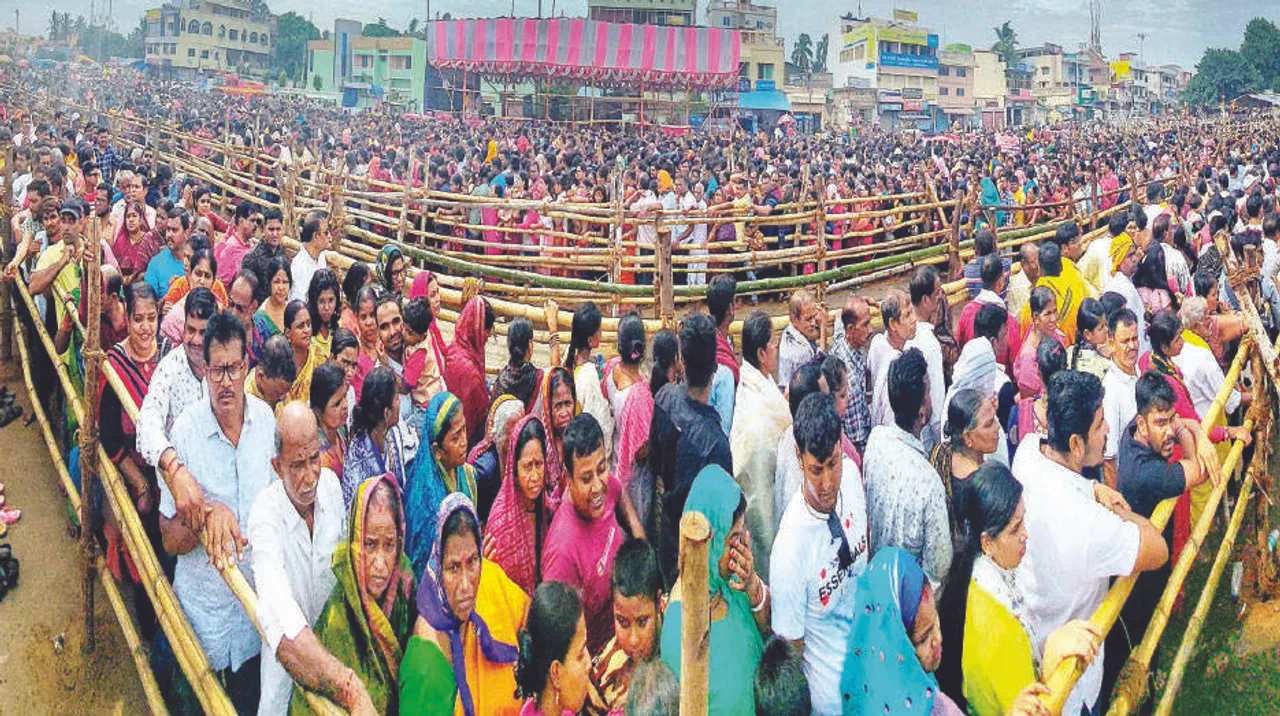  ନିରାଶ ହୋଇ ଫେରିଲେ ବହୁ ଭକ୍ତ: ଅପରାହ୍ଣ ୩ଟା ୫ରେ ସନ୍ଧ୍ୟା ଆଳତି