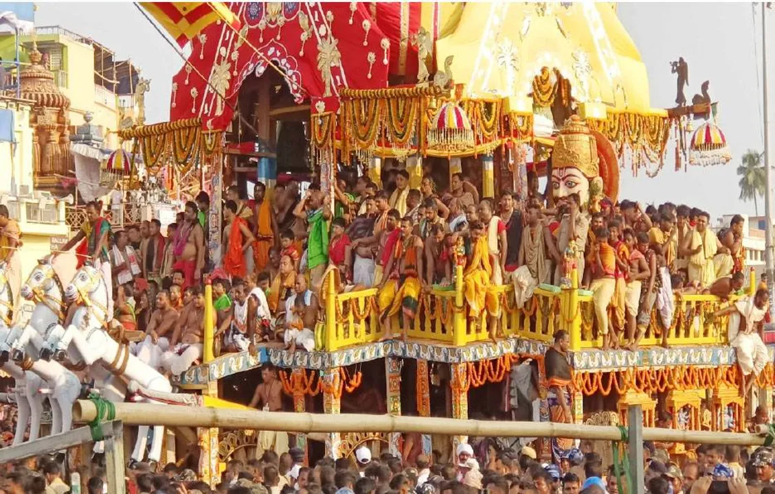  ସମସ୍ତଙ୍କ ଆଗରେ ବ୍ୟବସ୍ଥାବଳୀକୁ ଦଳିଚକଟି ଦେଲେ: ଶ୍ରୀଜିଉଙ୍କ ଆଗରୁ ଉଠିଲେନି ସେବକ