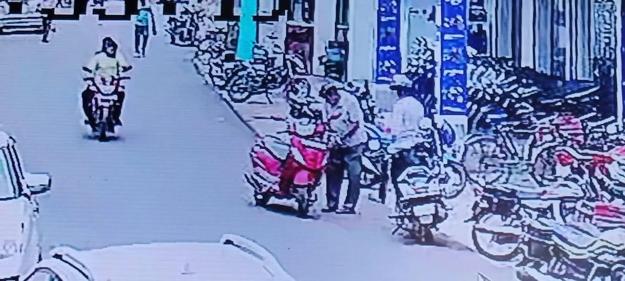  ଅବସରପ୍ରାପ୍ତ ସେନା କର୍ମଚାରୀଙ୍କଠୁ ଝାମ୍ପିନେଲେ ୧.୮୩ ଲକ୍ଷ ଟଙ୍କା