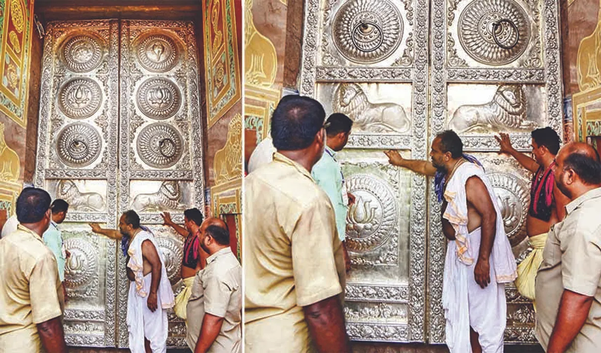  ରୁପାରେ ଝଲସିଲା ଶ୍ରୀମନ୍ଦିର ସିଂହଦ୍ବାର