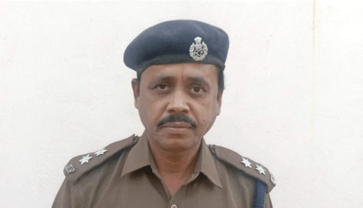  ପୁଣି ଭିଜିଲାନ୍ସ ଜାଲରେ ସରକାରୀ ବାବୁ: ଦିଗପହଣ୍ଡି ରେଞ୍ଜରଙ୍କ ଘରେ ଚଢ଼ଉ, ନଗଦ ୫ ଲକ୍ଷ ଟଙ୍କା ଜବତ