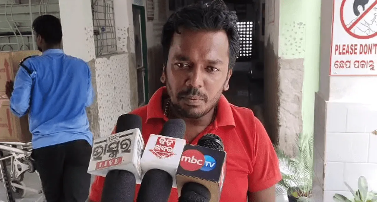  ବିଦ୍ୟାଳୟକୁ ଯାଉଥିବା ବେଳେ କାମୁଡ଼ିଲା ଶିଆଳ: ତିନି ଛାତ୍ରଛାତ୍ରୀ ଆହତ