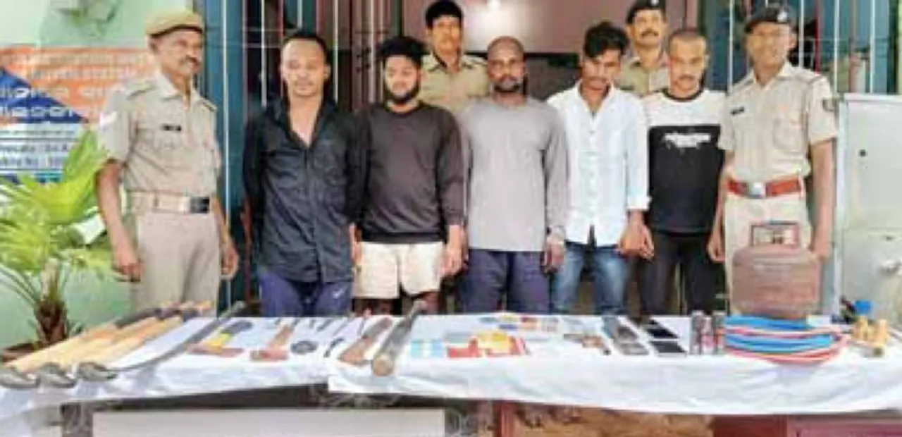  ପୂର୍ବରୁ ତିନି ଥର ବ୍ୟାଙ୍କ୍‌ ଲୁଟ୍‌ ଉଦ୍ୟମ କରିଥିଲେ: ଚତୁର୍ଥ ଥର ପୁଲିସ ମାଡ଼ିବସିଲା