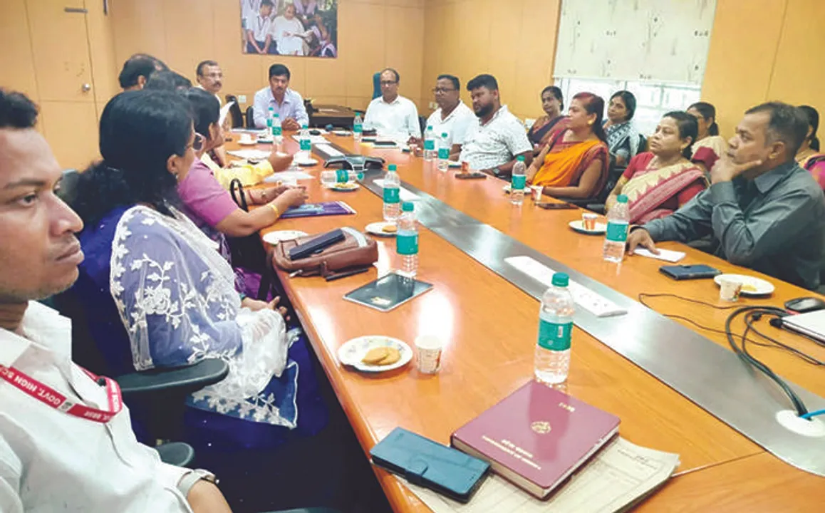  ୟୁନିଟ୍-୯ ବାଳିକା ଉଚ୍ଚ ବିଦ୍ୟାଳୟ ମିଶ୍ରଣ ପ୍ରସଙ୍ଗ: ସ୍କୁଲ କମିଟି ଉପରେ ସରକାରୀ ଚାପ