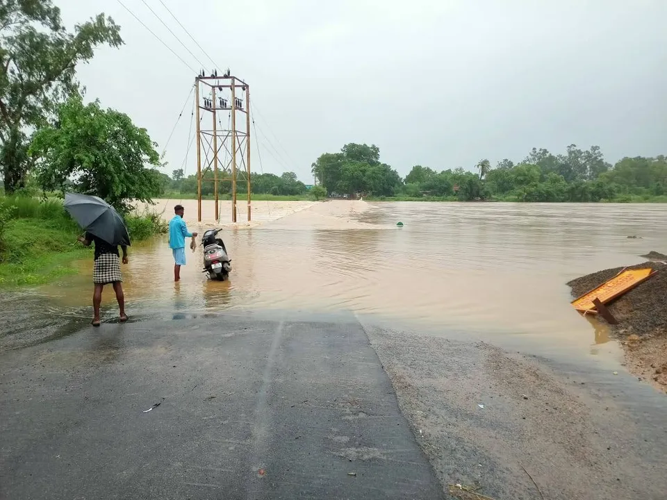  ସମ୍ବଲପୁରରେ ବର୍ଷା ବିତ୍ପାତ : ଜନଜୀବନ ପ୍ରଭାବିତ
