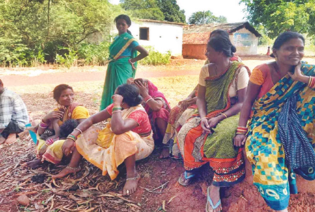  ମାଟି ତଳେ ସୁନା: ଜୀବିକା ପାଇଁ ସଂଘର୍ଷ କରୁଛନ୍ତି ଲୋକେ