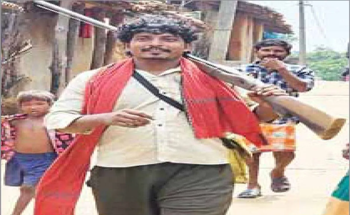  ଶଳା ଓ ଶ୍ବଶୁରଙ୍କୁ ହତ୍ୟା ଉଦ୍ୟମ, ଅଭିଯୁକ୍ତ ଗିରଫ: ଦେଶୀ ବନ୍ଧୁକ, ୨୦ ରାଉଣ୍ଡ ଗୁଳି ସହ ଗନ୍‌ ପାଉଡର୍ ଜବତ