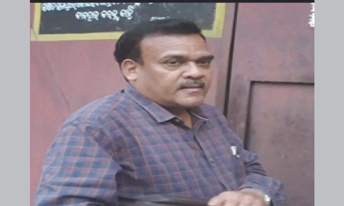  ସାମ୍ବାଦିକଙ୍କୁ ହତ୍ୟା ପାଇଁ ଜେଲର୍‌ଙ୍କ ଷଡ଼୍‌ଯନ୍ତ୍ର ଘଟଣା: ୱେବ୍ ସାମ୍ବାଦିକ ଫେରାର୍, ଖୋଜୁଛି ପୁଲିସ